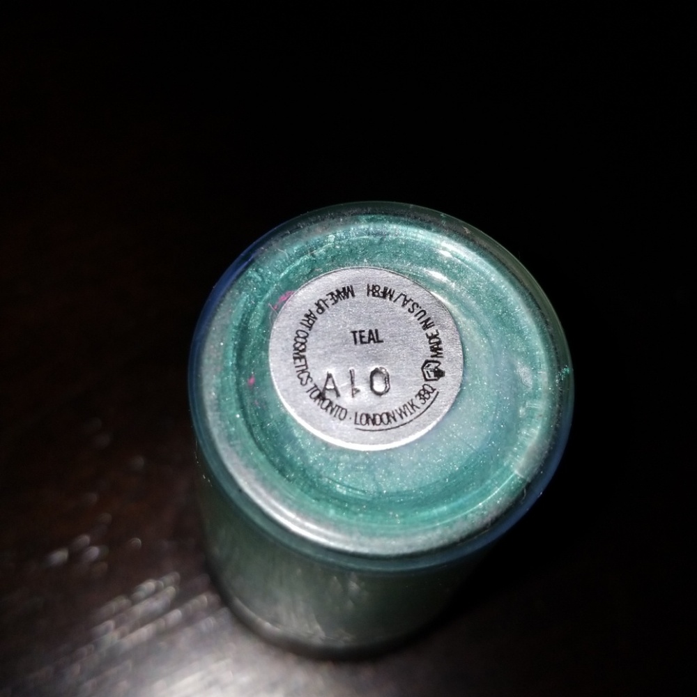 MAC PIGMENT - Picture 3 of 3